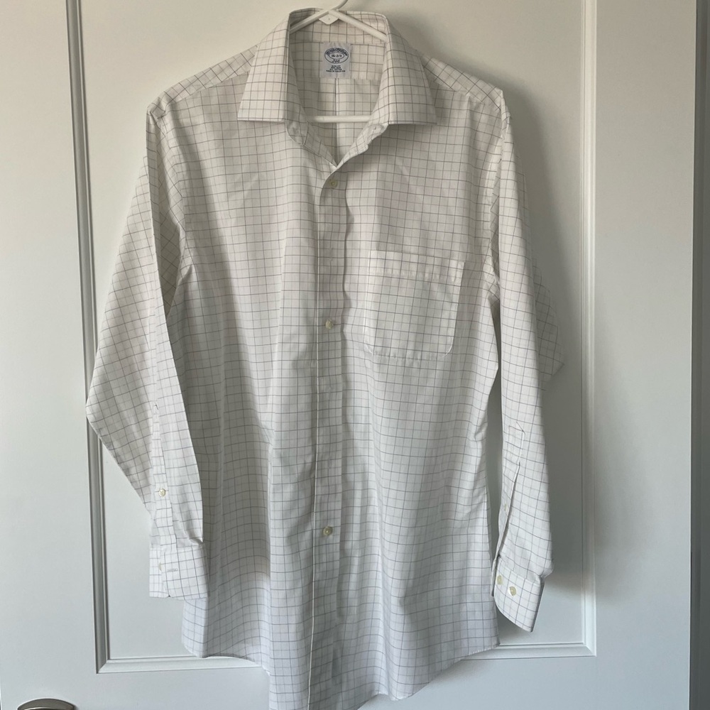 Brooks Brothers White Patterned Dress Shirt Classic Cotton (Size = 16-2/3)